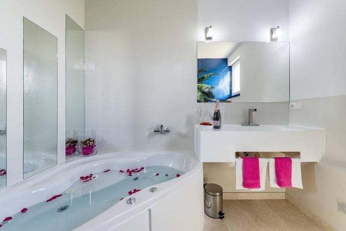 Luxury Apartment With Private Heated Pool Šibenik Exteriör bild